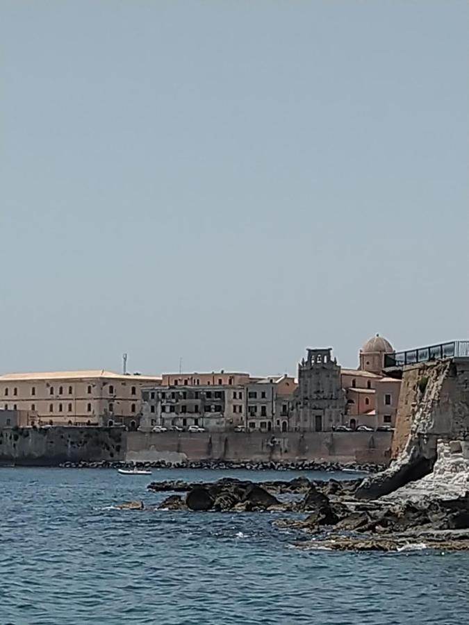 Appartamento Pelagos Syrakus Exterior foto